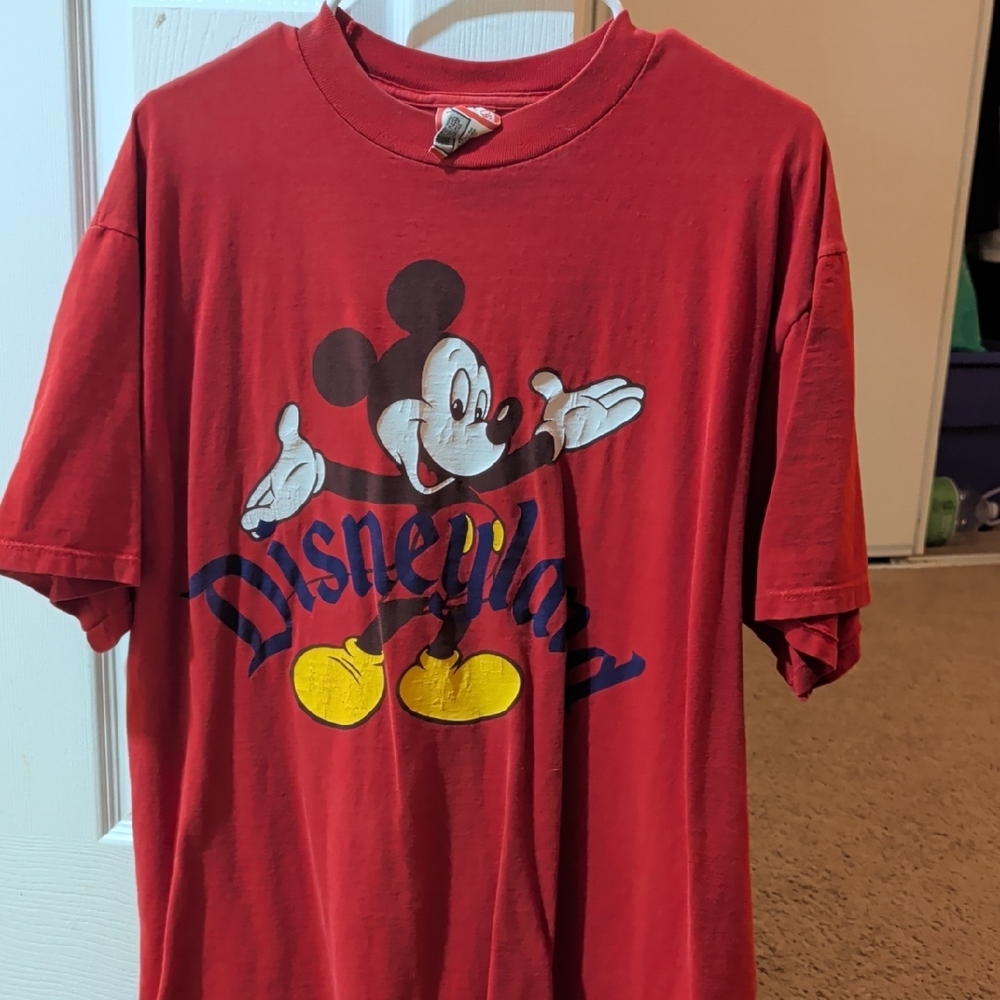 VINTAGE Disneyland Red Mickey Mouse Adult T-Shirt